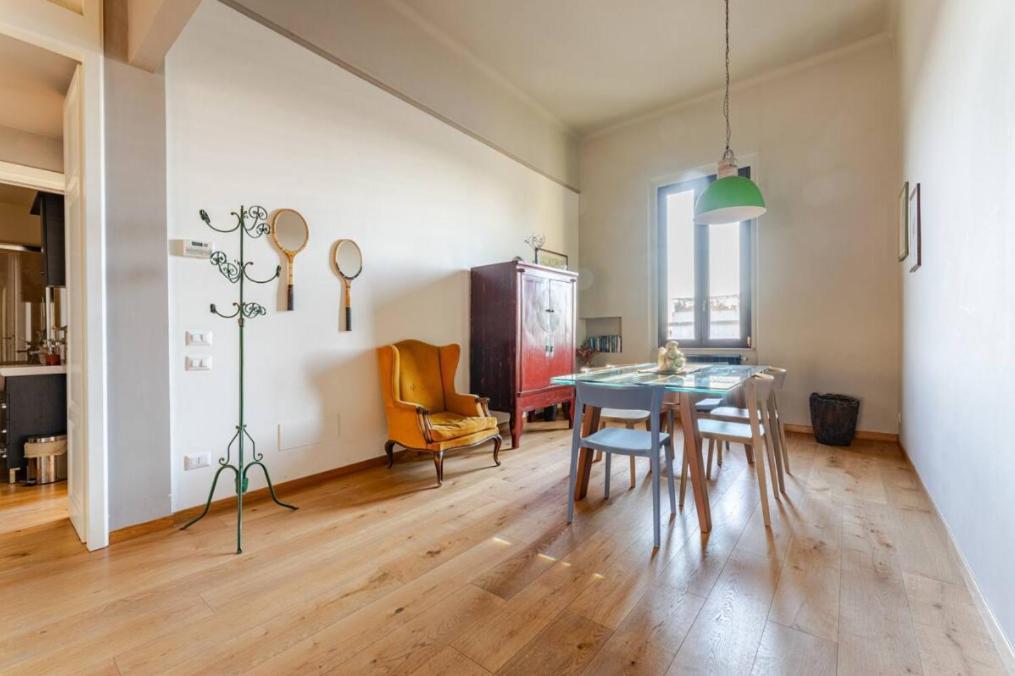 Appartamento A 150M Dal Duomo Pietrasanta Luaran gambar